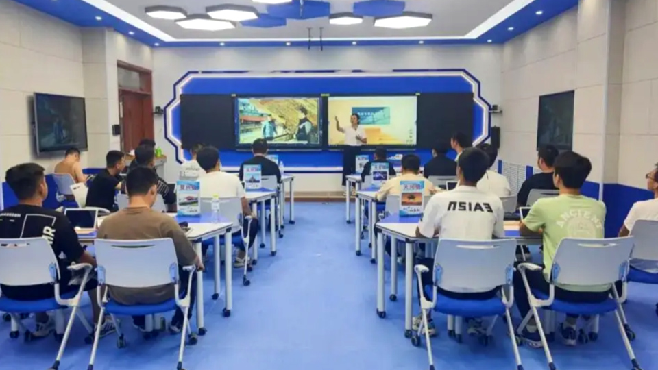 Batch deployment solution for POE switches in the education 